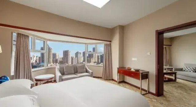 Люкс Business East Hotel Shandong