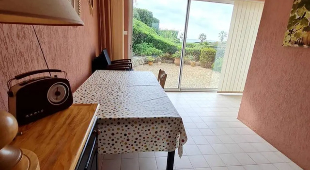Appartement Six-Fours-les-Plages, 3 pièces, 6 personnes - FR-1-316-291, Забронировать Апартаменты/квартира Сис-Фур-Ле-Плаж Var coast