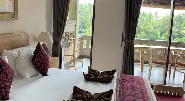 Двухместный номер Deluxe с балконом и с видом на горы Ubud Paras Villa
