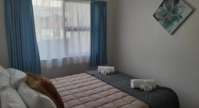 Апартаменты с 2 комнатами Golden Bay Motel