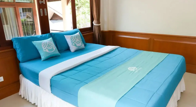 Experience Thai Island life - Beachfront resort Koh Phangan, Забронировать Курортный отель Курортные отели Ко-Пханган, рядом с Пляж Хаад Чао Пао, Курортный отель