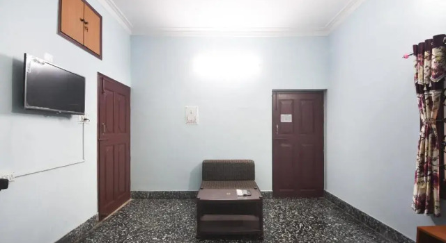 Smriti Villa by OYO Rooms
