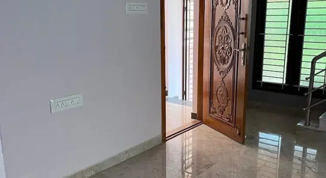 Eswari Lodge