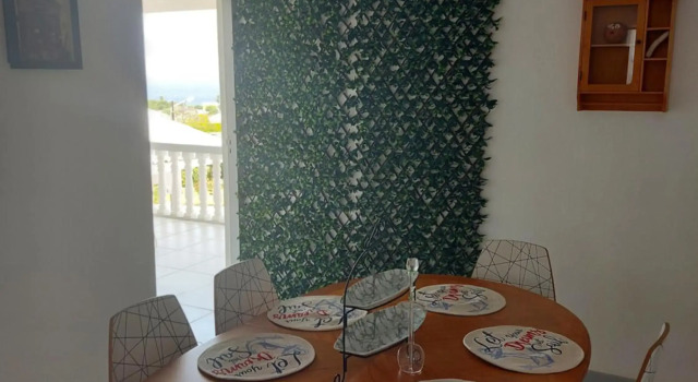 Villa Raven`s Paradise (Gris)