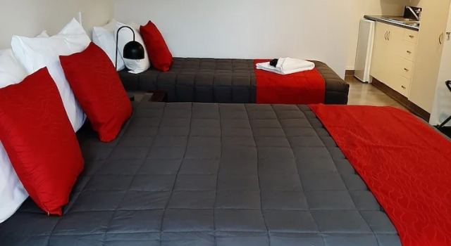 Трёхместный номер Standard Bayside Motel Whitianga