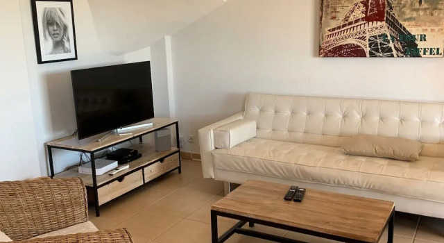Luxurious Holiday Home in Les Issambres with Swimming Pool
