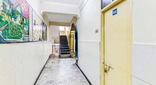 OYO 49125 Suraj Residency, Rezerwuj Hotel Warangal Telangana