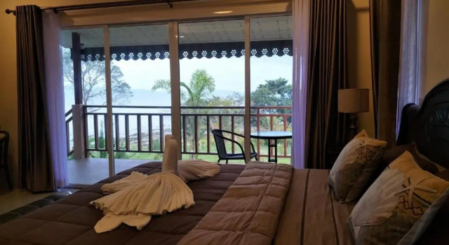 Sunrise Beach Kohyao Resort, Забронировать Курортный отель Отели Южного Таиланда с парковкой, Парковка