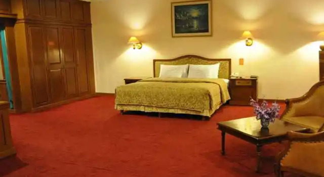 Puri Khatulistiwa, Book Hotel Sumedang West Java
