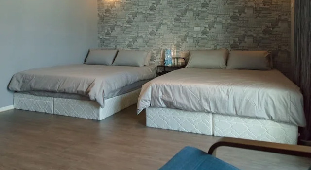 Четырёхместный номер Standard с балконом Wahaha House