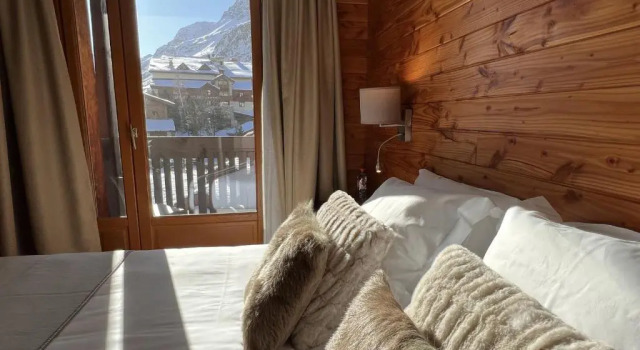 Двухместный номер Deluxe с видом на горы Everest Hotel