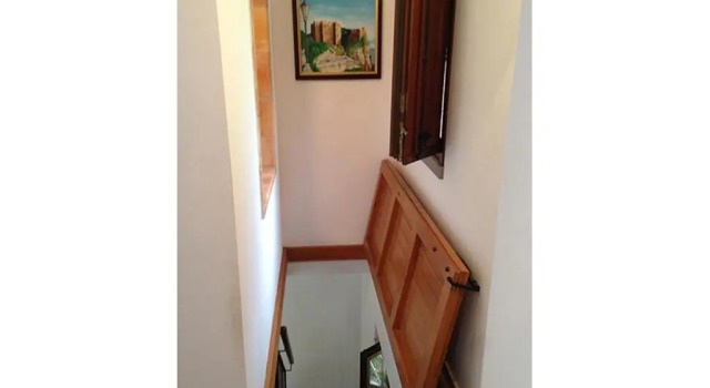 CASA CON VERANDA SUL MARE e A 4 MINUTI A PIEDI DALLA SPIAGGIA, Book Vacation Home Hotels in Sicily with Parking, Parking