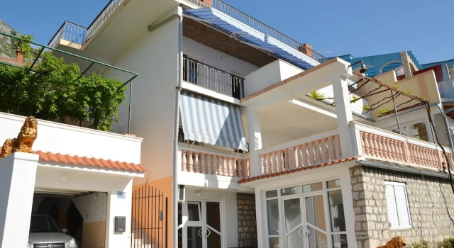 Apartments Corovic, Boek Appartement Dobrota 