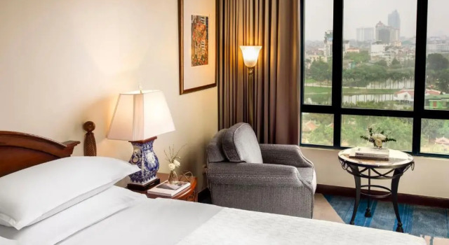 Двухместный номер Grand Deluxe Sheraton Hanoi Hotel