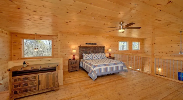 Alpine Pool Lodge Holiday home 2