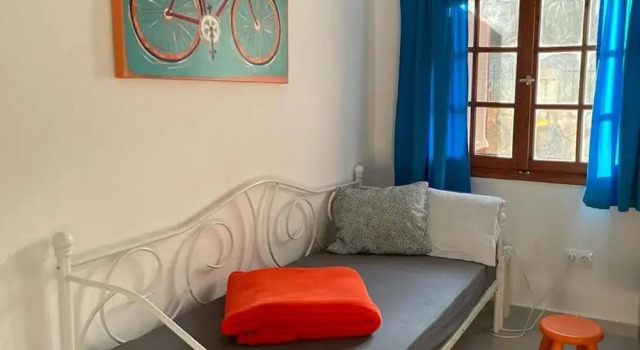 Apt - Sleeps 5 - Pets Ok - Balcony - Parking, Book Apartment Ayios Nikolaos Sithonia 
