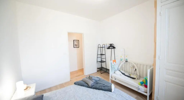 Aux portes de Lyon Tout confort emplacement idéale, Prenota Appartamento Hotel a Alvernia con parcheggio, Parcheggio