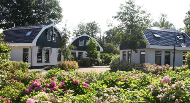 Luxury Holiday Home with Hot Tub at Dutch Coast, Забронировать Отель Отели Норда 5 звезд, 5*
