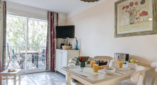 Modern Holiday Home With Dishwasher in the Ardèche Region