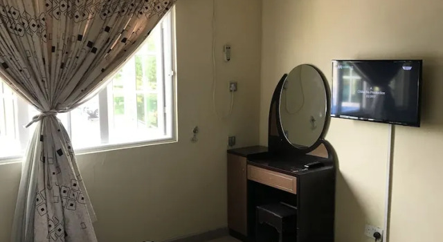 Люкс Executive 81 Division Officers Mess Apartment