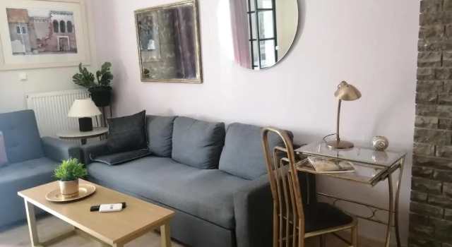 Апартаменты Luxury seafront house nearby Delphi