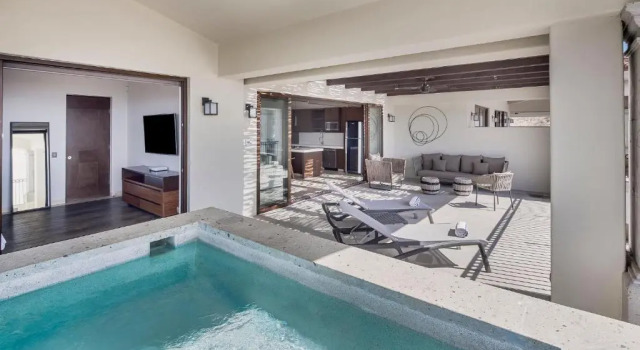 Люкс Live Aqua Private Residences Los Cabos