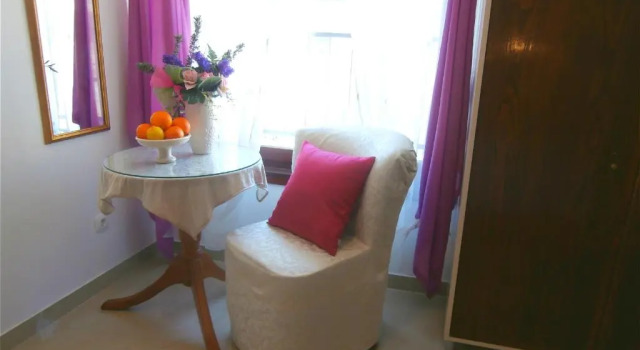Apartments Song, Prenota Appartamento Hotel a Croatian Islands con piscina, Piscina