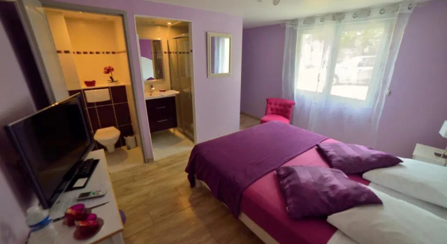 Le Clos Des Oiseaux, Rezerwuj Hotel Saintes Charente-Maritime