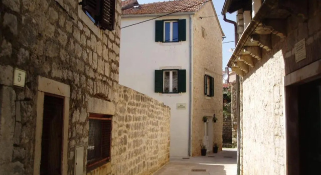 Apartments by the sea Stari Grad, Hvar - 18850, Prenota Appartamento Stari Grad 