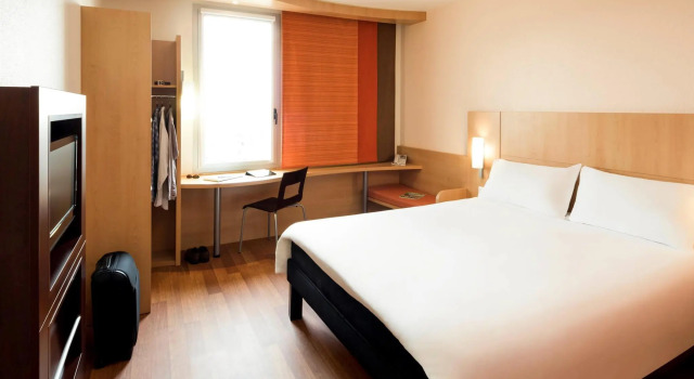 Двухместный номер Standard Ibis Barcelona Santa Coloma