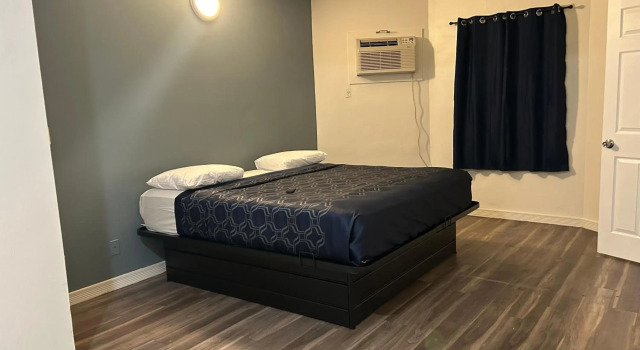 Budget Inn Hollywood
