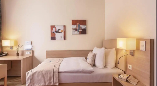 Одноместный номер Standard Garner Hotel Hamburg - Wandsbek Marktplatz by IHG