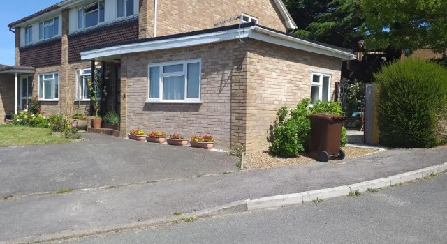 Студия Cheltenham Studio Apartment