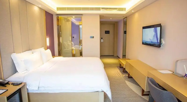 Lavande Hotel·Santai Chengbei Passenger Transport Center Binjiang Park, Rezerwuj Hotel Hotele 3-gwiazdkowe w Mianyang, 3*