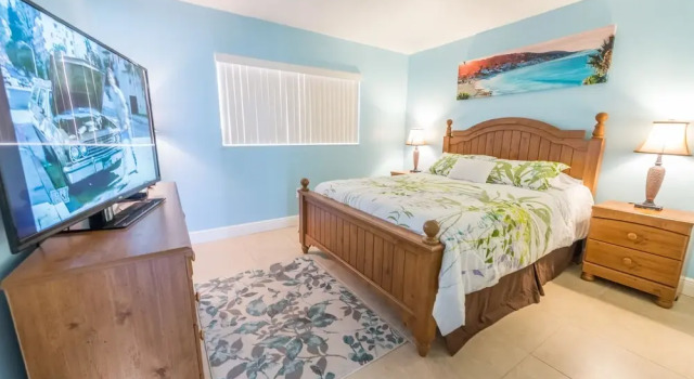Spanish Main Condominium, Varaa Hotelli Cocoa West Space Coast