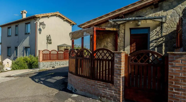 Апартаменты Цокольный этаж с 2 комнатами Agriturismo Specchio Del Lago