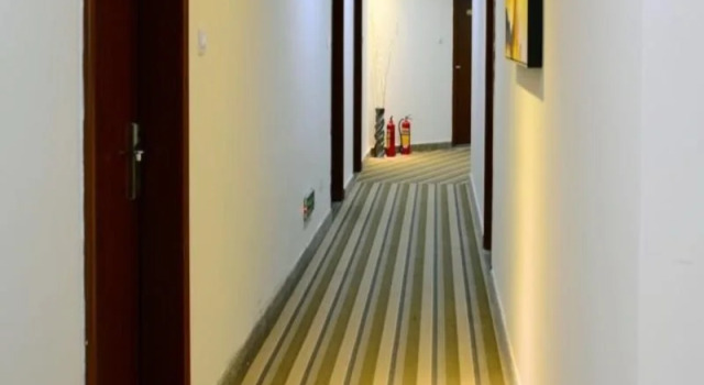 Jinze Boutique Hotel Shenzhen East Railway Station Buji Branch, Rezerwuj Boutique Hotel Hotele w Shenzhen z parkingiem, Parking