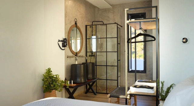 Sereno Natu Villas in Skyros