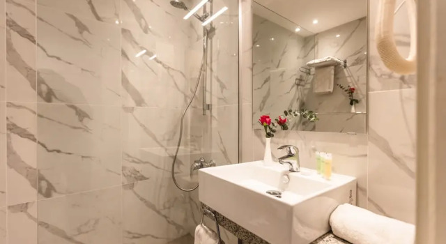 Номер Economy The Liwan Hotel