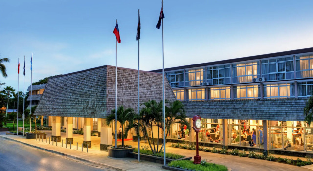 Tanoa International Dateline Hotel