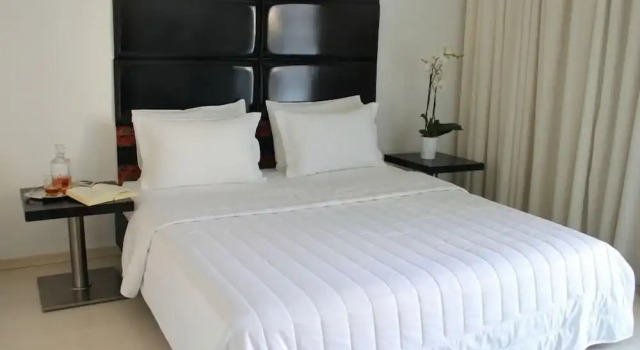 Номер Superior с балконом и с видом на город Galaxy Art Hotel
