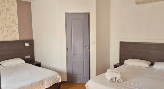 Номер Standard Logis Hôtel Le Mistral - Restaurant - Montélimar Sud