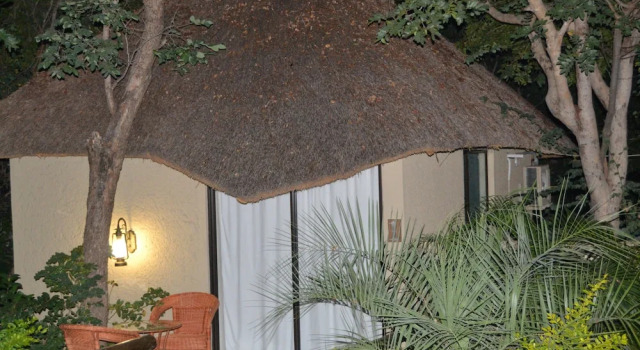 Одноместный номер Standard c 1 комнатой Chobe Sunset Chalets