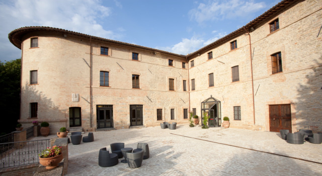 Castello di Baccaresca, Buchen Sie Ferienhaus Gubbio Umbrien
