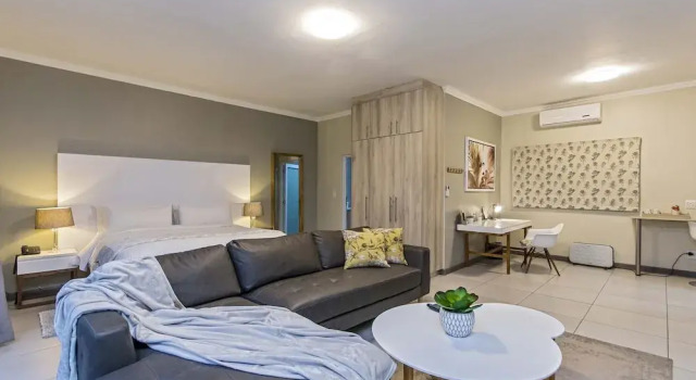 Двухместный люкс Executive с видом на сад Dunton Guest House