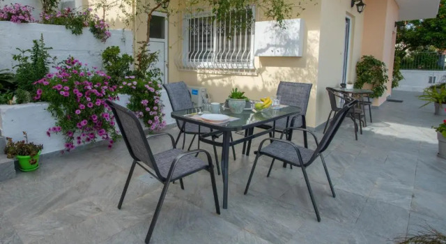 Апартаменты Apartment with view in Kiveri, near Nafplio