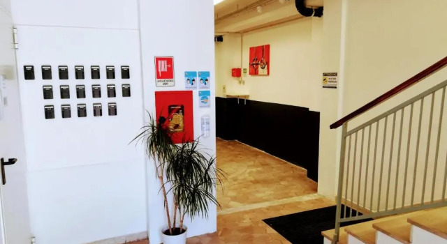 Студия с видом на улицу Residence Cristine