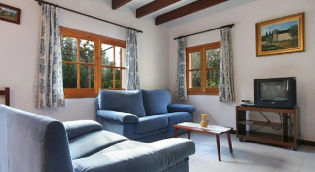 Peaceful Abode in Lovely Holiday Home at Foothills of the Campanet Valley, Book Hotel Campanet 