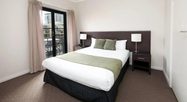 Апартаменты Frome Apartments