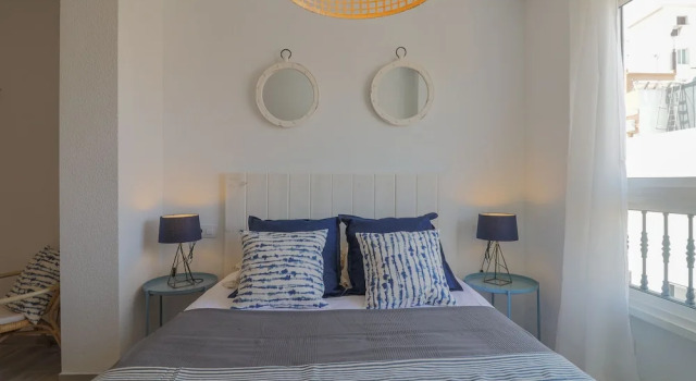 Sunny Terrace Apartment, Old Town Views, Забронировать Апартаменты/квартира Апартаменты Малаги, рядом с Salamanca Market, Апартаменты/квартира
